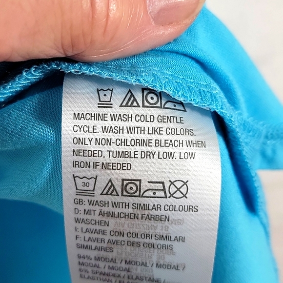 H by HALSTON Essentials Turquois   Crew Neck 3/4 Sleeve Tee Size M - Picture 6 of 8